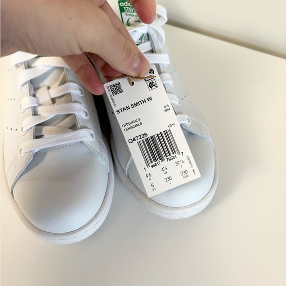 Adidas Stan Smith white sneakers trendy size 6 new women’s leather￼ - Picture 6 of 8